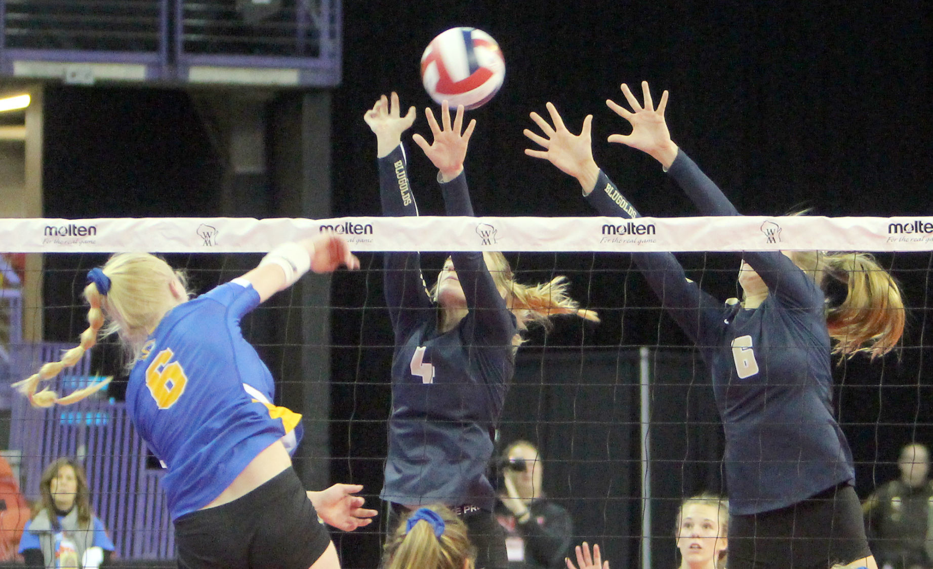 Nov. 9: La Crosse Aquinas vs. Howards Grove